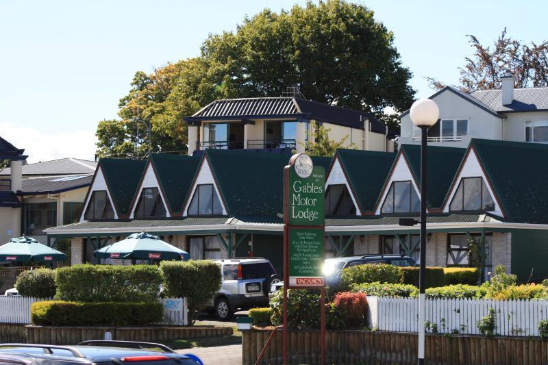 Gables Lakefront 4*